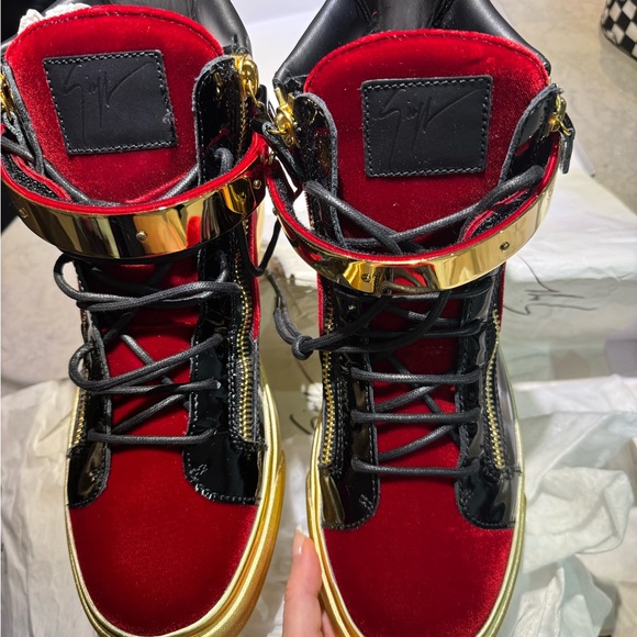 BNWT GIUSEPPE ZANNOTI MEN SIZE 44EU - Picture 2 of 5